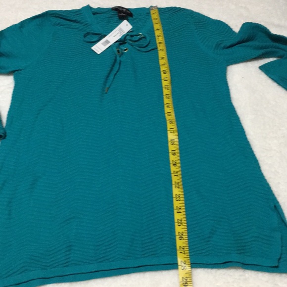 August silk tie front light sweater medium - Picture 3 of 6